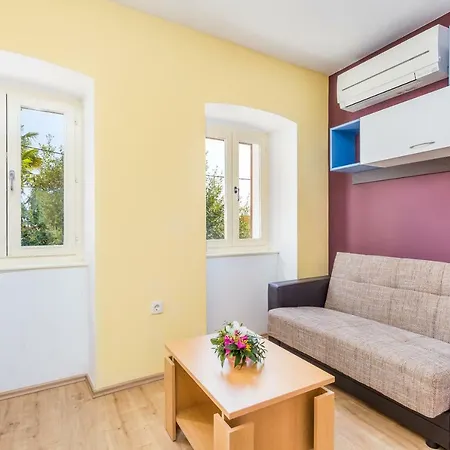 Apartment Nada *